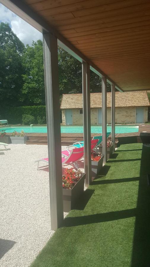 吉弗里Au Petit Pressoir住宿加早餐旅馆 外观 照片